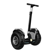 Les Segways sont utilisés dans les aéroports. Les entreprises de sécurité utilisent des scooters à deux roues sur les appareils dans les situations d'urgence.