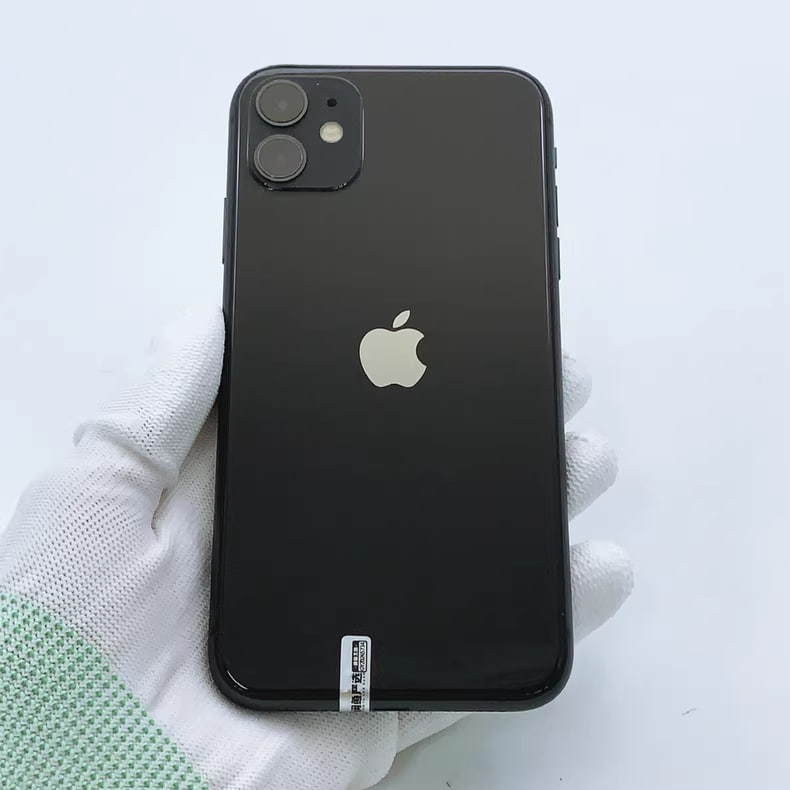 iPhone 11