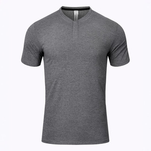 เสื้อยืดกีฬาแห้งเร็ว สีเทาเข้ม แขนสั้น ระบายอากาศได้ดี ผลิตจากผ้าโพลีเอสเตอร์ถัก เหมาะสำหรับใส่ทำงานในฤดูร้อน สำหรับผู้ชายและผู้หญิง - Product Image 1