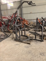Machine de musculation professionnelle chinoise à charge de plaques en acier, réglable et sécurisée, pour exercices de tirage vertical plat, entraînement de la force dorsale, usage en salle de sport et fitness