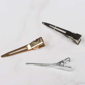 Pinza de Pelo Metálica de Una Sola Horquilla, Color <span class=keywords><strong>Plata</strong></span>, Oro y Negro, del Mercado de Pequeños Artículos de Yiwu - Product Image 3