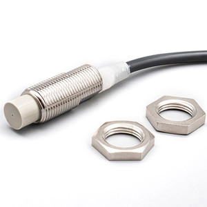Sensor de proximidad M18 E2E-X10ME1-Z-2M, interruptor de detección de metal E2E de dos cables, NPN normalmente abierto, PNP normalmente cerrado, tres cables - Product Image 2