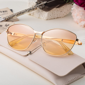 แว่นกันแดดทรงแคทอายอินเทรนด์สำหรับผู้หญิงกรอบทอง UV400 ป้องกันพลาสติกและกรอบโลหะคลาส 2 แว่นกันแดด WF 5G251 - Product Image 5