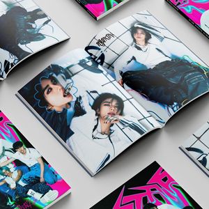 Envío Rápido Stray Kids Photobook ROCK-STAR Ídolo Coreano Álbum de Grupo K-pop Libro para Regalos de Minoristas en Línea Artesanía de Papel - Product Image 4