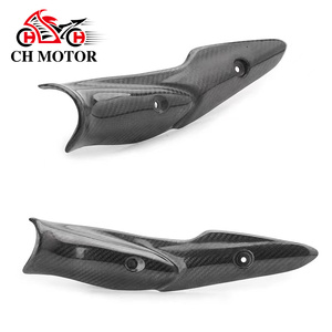Tuyau de liaison intermédiaire d'échappement de <span class=keywords><strong>moto</strong></span>, protection thermique en fibre de carbone, coque anti-brûlure, compatible avec <span class=keywords><strong>Kawasaki</strong></span> Z900 Ninja <span class=keywords><strong>900</strong></span> - Product Image 1
