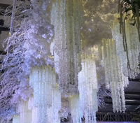 Décoration suspendue au plafond en fleurs de cerisier artificielles en soie classique chinoise élégante 3D 5D pour mariage et événements intérieurs