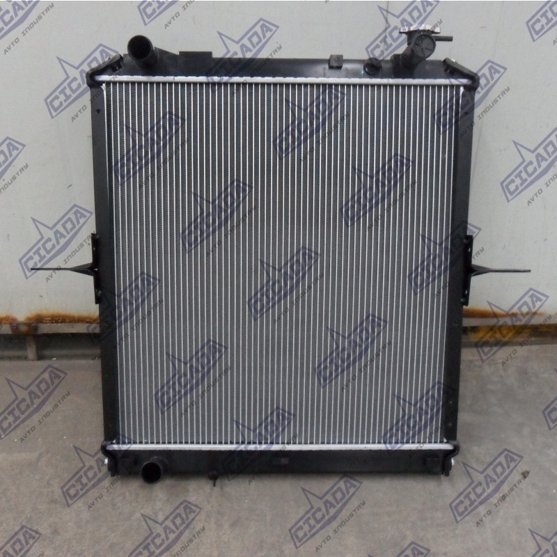 4HG1 8980955882 Plastic Tank Aluminum Water Cooler for Isuzu