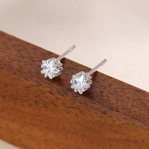 Orecchini a stella a cinque punti in argento 925 di lusso da donna con Zirconia impreziosito da gioielli ipoallergenici regalo elegante <span class=keywords><strong>cielo</strong></span> notturno - Product Image 4