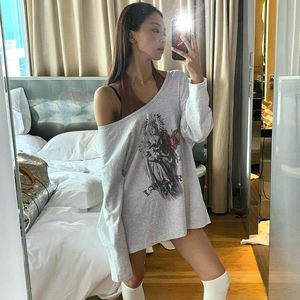 Top Corto Sexy Y2K con Hombros Descubiertos y Estampado Griego Antiguo, Camiseta de Manga Larga de Dos Piezas, Estilo Urbano, Ajustado, Estilo Babydoll para Club - Product Image 3