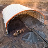Structure en tissu pour bâtiments : abri équestre, conteneur de stockage, hangar, entrepôt, tente, avec membrane PVC certifiée et acier galvanisé