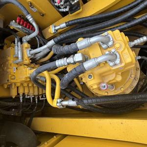 Excavadora Komatsu PC350-7 de segunda mano con motor SAA6D114E aprobado por la EPA para el mercado de Europa, América y África, disponible en stock. - Product Image 3