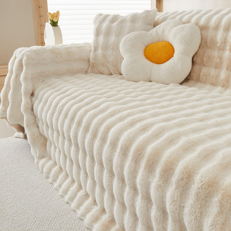 สีขาวน้ำนม