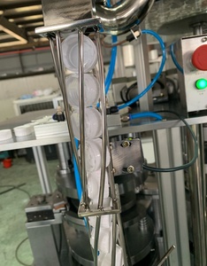Le sabotage de coupe se connecte à la machine à refendre <span class=keywords><strong>rotative</strong></span> de bouteilles de boisson - Product Image 4