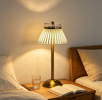Retro LED Metall-Tischlampe Wiederaufladbar für Esszimmer, Außentische, Cafés und Nachttische Als Berührungsaktiviertes Nachtlicht
