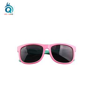 2019 <span class=keywords><strong>niños</strong></span> <span class=keywords><strong>gafas</strong></span> <span class=keywords><strong>de</strong></span> <span class=keywords><strong>sol</strong></span> <span class=keywords><strong>de</strong></span> Marco colorido uv400 <span class=keywords><strong>gafas</strong></span> <span class=keywords><strong>de</strong></span> <span class=keywords><strong>sol</strong></span> <span class=keywords><strong>para</strong></span> <span class=keywords><strong>niños</strong></span> - Product Image 3