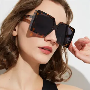 2022特大サングラスレディストレンディなシェードトータススクエアサングラス高品質ブランドデザイナー眼鏡
