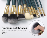 Ensemble de pinceaux de maquillage EMF Professional vert foncé 15 pièces Or Vegan Cruelty Free Cheveux doux Fond de teint Marque privée Pinceaux de maquillage