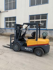 YangFT nuevo elevador de camiones de gasolina 5500 Lbs 2,5 3 3,5 toneladas pequeña carretilla elevadora LPG con motor japonés - Product Image 6