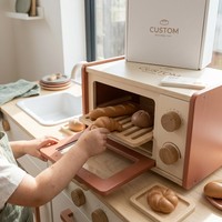 Jouet de jeu de rôle en bois OEM personnalisé pour enfants, four grille-pain éducatif, accessoires de cuisson pour pain et croissants, jeu de rôle de boulangerie pour enfants avec recettes