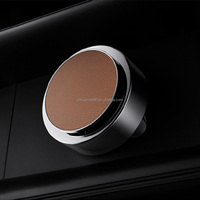 Diffuseur d'arômes en métal au design moderne et épuré, finition cuir, formule sans alcool, 3 parfums neutres, désodorisant de voiture à clipser sur grille d'aération
