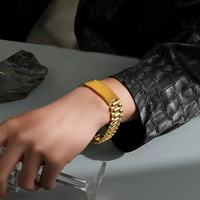 Bracelet simple incurvé en acier inoxydable pour homme, peut être gravé