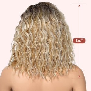 Nouveau produit d'<span class=keywords><strong>Amazon</strong></span>, une petite perruque de soie à haute température de vague d'eau de cheveux bouclés courts de cheveux bruns de côté raie pour européenne et amère - Product Image 4