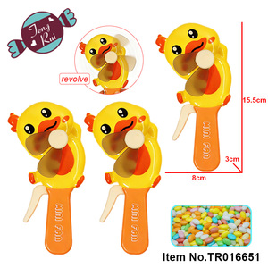 Jouets en plastique en gros de Chine, <span class=keywords><strong>animaux</strong></span> de dessin animé, <span class=keywords><strong>mini</strong></span>-ventilateur canard, jouet bonbon à prix abordable pour enfants - Product Image 1