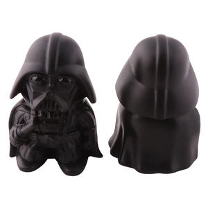 Nouveauté créative en gros, design unique, drôle, métal, alliage de zinc, <span class=keywords><strong>Wars</strong></span>, chevalier noir étoilé, moulin à épices pour fumer du tabac et des herbes - Product Image 1