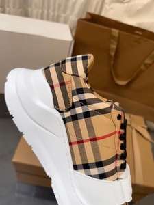 Wholesale classic check and stripe pattern fashionable casual shoes, luxurious and breathable tennis shoes for men and women - Product Image 6