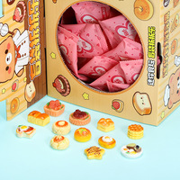 Mini figurines en résine Kawaii en forme de pain, sacs surprises, jouets pour machine à griffes, boîtes mystères, sacs à deviner, thème anime mignon, vente en gros