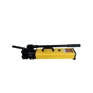 VIT-W VPD-80 – Pompe manuelle haute performance avec flexibles hydrauliques et manomètre, conception portable pour l'agriculture - Product Image 1