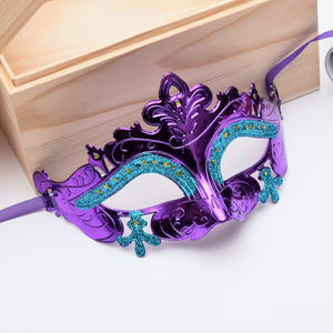 Masque de fête plaqué or brillant, accessoires de mariage, masque de mascarade, masque de Mardi Gras, masques de mascarade vintage, masques anciens, masques vénitiens - Product Image 5