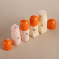 Flacon à bille en verre de 70/100 ml, formes variées, jaune clair/rose, avec bouchon orange/blanc pour emballage cosmétique