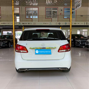 Voiture d'occasion en gros <span class=keywords><strong>Mercedes</strong></span>-Benz <span class=keywords><strong>B200</strong></span> Hatchback 2017 Automatique 1.6T Essence Traction Avant 5 Places Conduite à Gauche Freins à Disque pour Famille Urbaine Compacte - Product Image 3