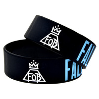 Bracelet en silicone imperméable pour les fans de basket-ball du club sportif, avec couleur et logo personnalisés - Cadeau promotionnel pour les supporters