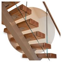 Escalier flottant contemporain Prima avec bande de roulement en bois Escalier droit invisible