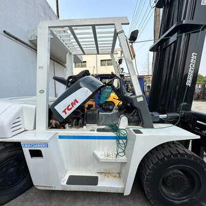 Japan Surplus TCM FD70 Vigoshop Diesel Forklift with Three Stage Mast High Quality Competitive Price for Sale - Product Image 1