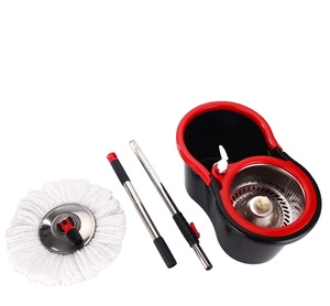 Juego de cubo de fregona giratorio prensado a <span class=keywords><strong>mano</strong></span> rojo negro con un juego de <span class=keywords><strong>postes</strong></span> telescópicos - Product Image 1