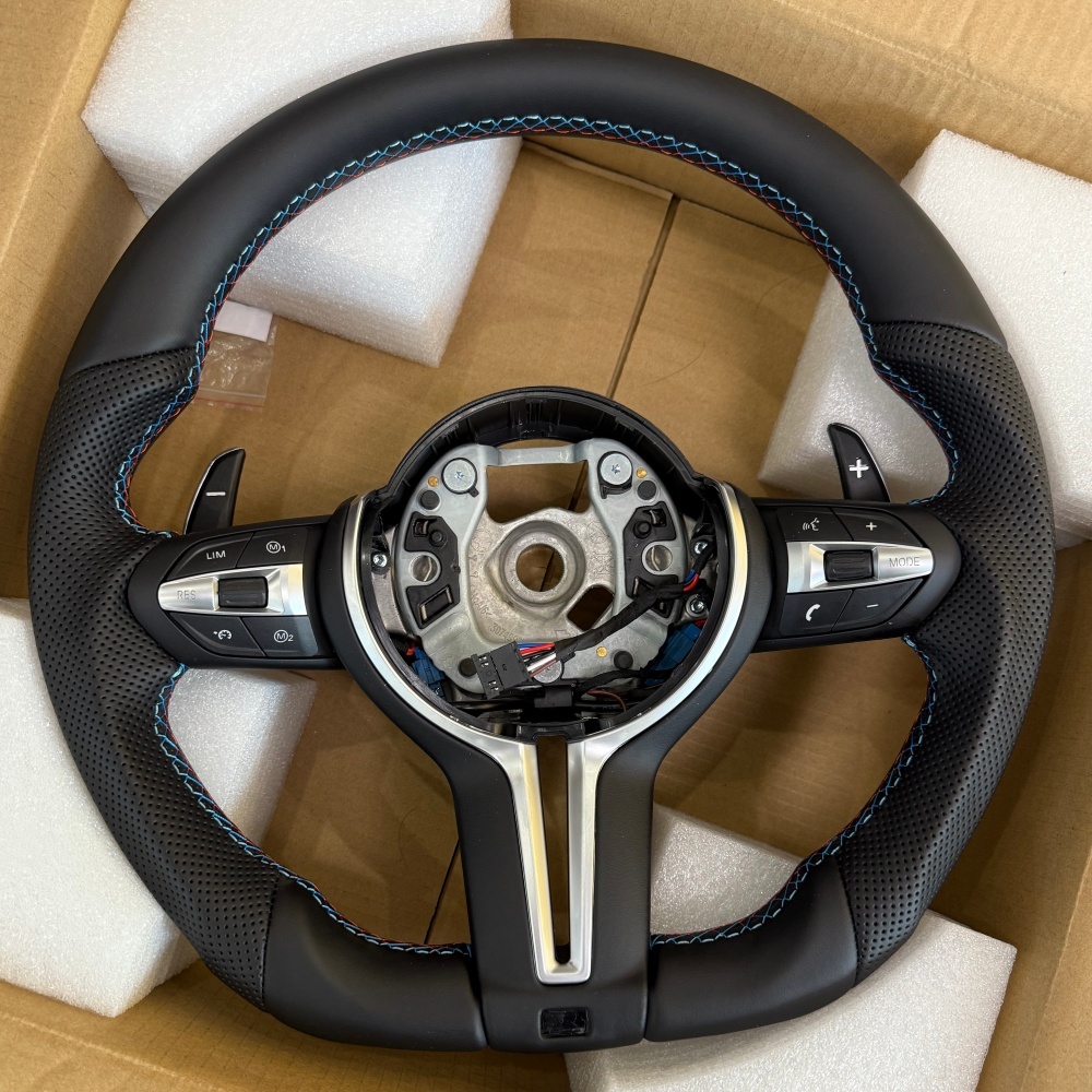 Assembly Sports Flat Shape Style Steering Wheel (BMW Fitment), photo 3
