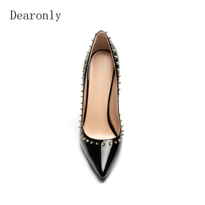 <span class=keywords><strong>Scarpe</strong></span> con <span class=keywords><strong>Tacco</strong></span> a Spillo 2026 in Pelle Verniciata Leopardata con <span class=keywords><strong>Borchie</strong></span>, Punta Affusolata, Décolleté da Donna - Product Image 5