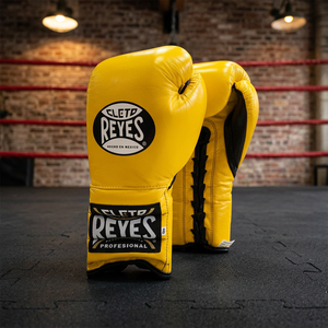 Guantes de Boxeo Cleto Reys de Cuero Vacuno para Cierre Profesional, con Características de Absorción de Humedad y Transpirabilidad para Artes Marciales - Product Image 2