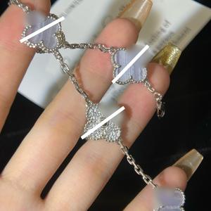 <span class=keywords><strong>Bracelet</strong></span> en argent <span class=keywords><strong>tibétain</strong></span> à cinq feuilles Van Grass de haute qualité, édition CNC, SC2650 V, plaqué or épais, fleur porte-bonheur, fritillaire naturelle - Product Image 3