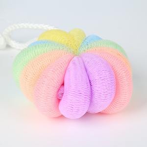 Bola de baño exfoliante de 60g con red de malla PE Bola de ducha de flores para uso de jabón Accesorio de baño - Product Image 4