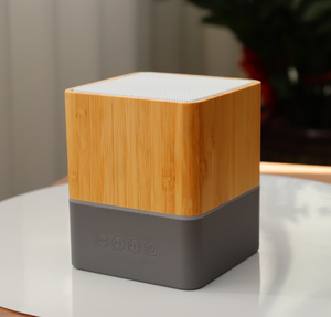 Phong cách màu duy nhất Led Vuông thiết kế bằng gỗ Máy tính để bàn Loa thông minh vớ<span class=keywords><strong>i</strong></span> cho v5.3 IPX2 không thấm nước đ<span class=keywords><strong>i</strong></span>ều khiển bằng giọng nó<span class=keywords><strong>i</strong></span> USB-C - Product Image 5