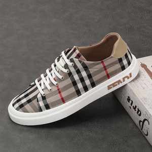 2026 Baskets de créateur de luxe légères et tendance en cuir véritable et toile, de qualité supérieure, de marques renommées, pour hommes et femmes - Product Image 3
