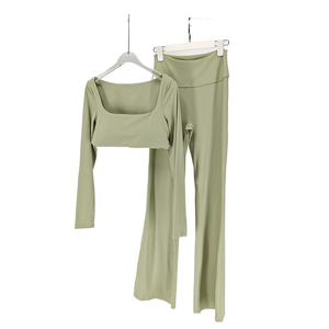 Conjunto de Pantalones de Yoga Ajustados y de Secado Rápido para Mujer, con Top de Manga Larga y Almohadillas para el Pecho - Product Image 6