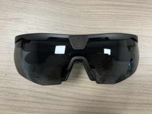 Lunettes intelligentes IFA02 W640 avec caméra 8MP, photo 32MP, double stabilisation, appels Bluetooth, commande vocale, étanchéité IP66 et traduction IA - Product Image 4