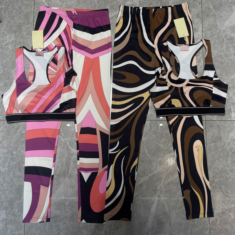 Women's 2-Piece Yoga Set 100% Cotton Breathable Crop Top & High Waist Leggings Custom Logo Embossed Print For Bulk Wholesale