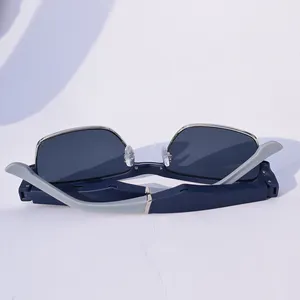 Toptan bayanlar moda yaz polarize siyah akıllı Bluetooth kare Shades güneş gözlüğü