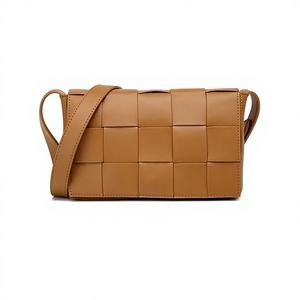 Sac bandoulière messager d'été haut de gamme, grande capacité, en PU, avec fermeture éclair, pochette sous le bras, motif tissé à carreaux – Vente chaude - Product Image 1